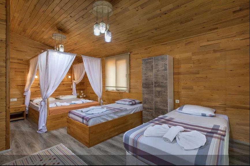 Flora Pansiyon Cirali Apartment Кемер Екстериор снимка
